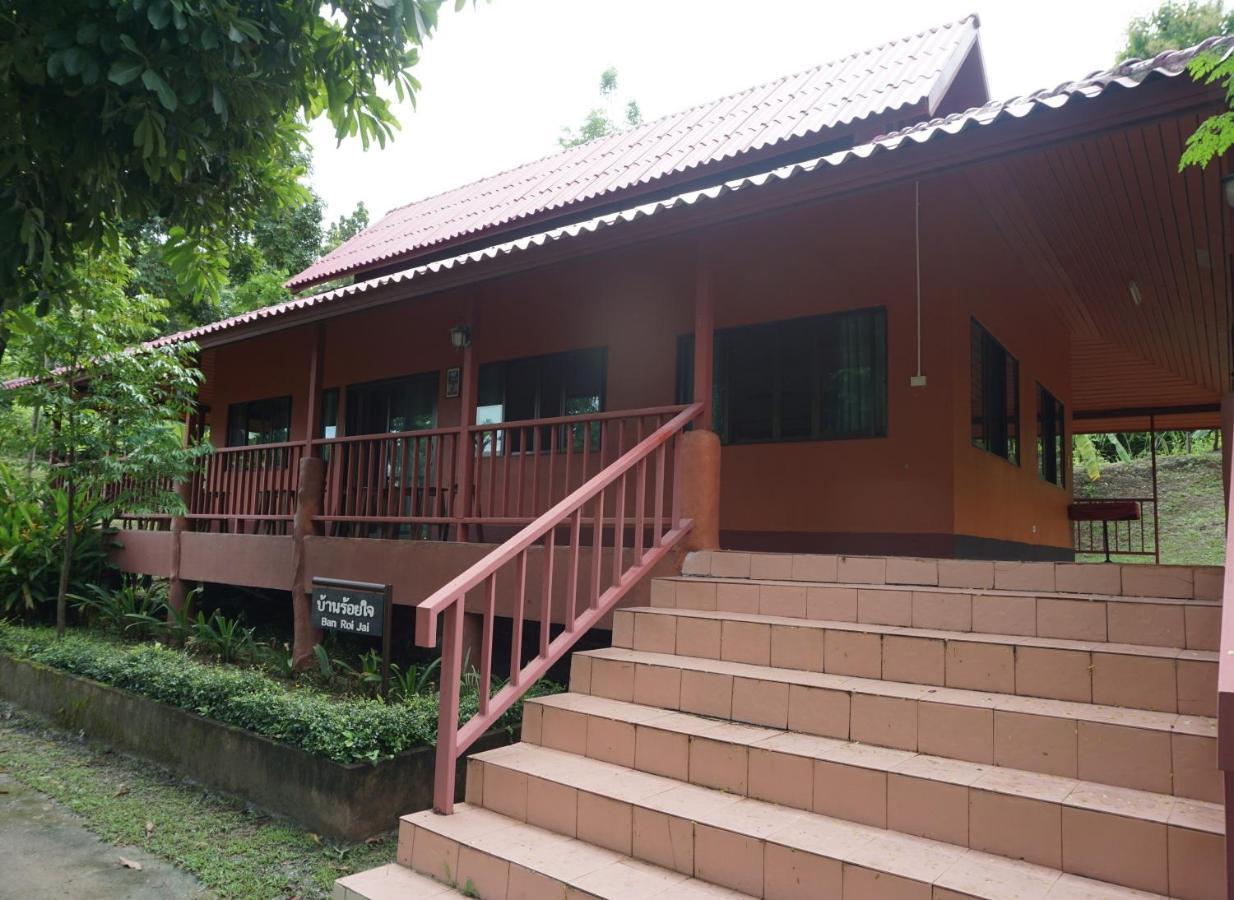 Ban Rai Tin Thai Ngarm Eco Lodge Mae Rim Esterno foto